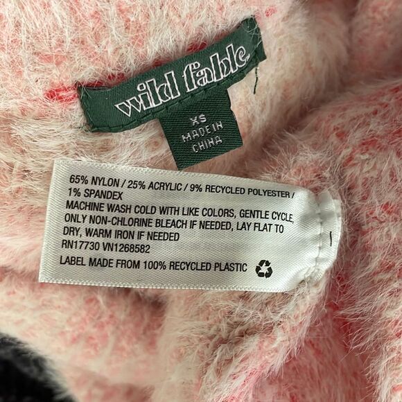 Wild Fable Hot Pink Ombre Cropped Balloon Sleeve Eyelash Knit Sweater sz XS - Picture 4 of 6